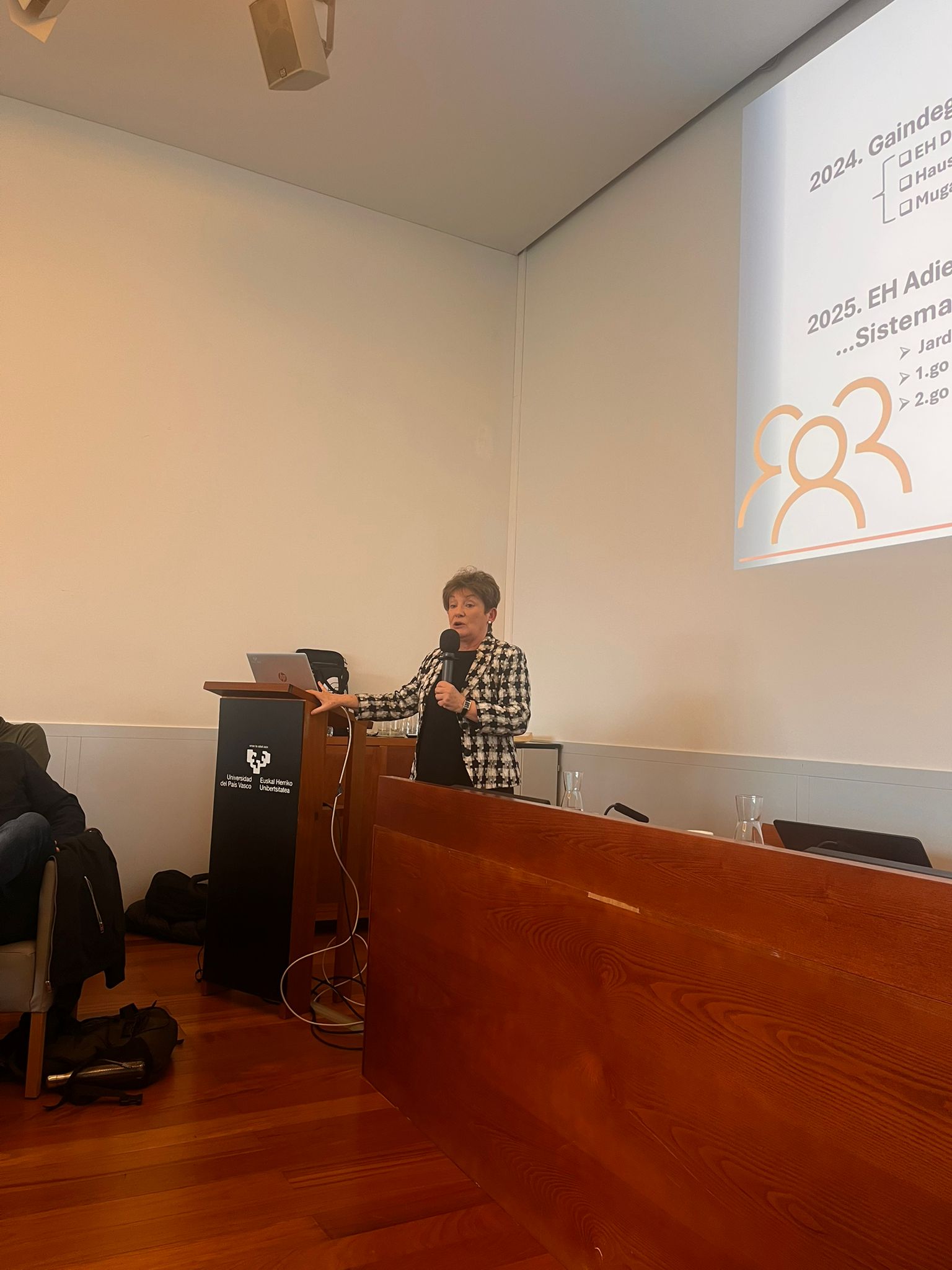 Gaindegiak, ALCk eta MonzonLab-ek antolatutako  "Etorkizuneko Euskal Burujabetza" mintegian parte hartu du