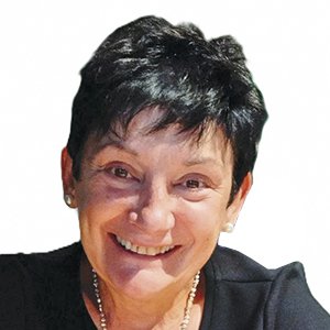  Anjeles Iztueta